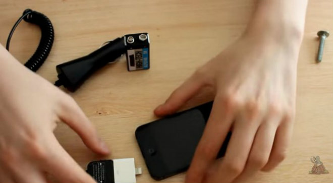 recharger smartphone avec pile