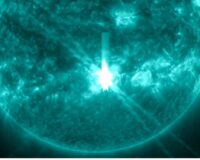 Éruption solaire du 3 octobre : une catastrophe évitée sur Terre avec des aurores spectaculaires observées