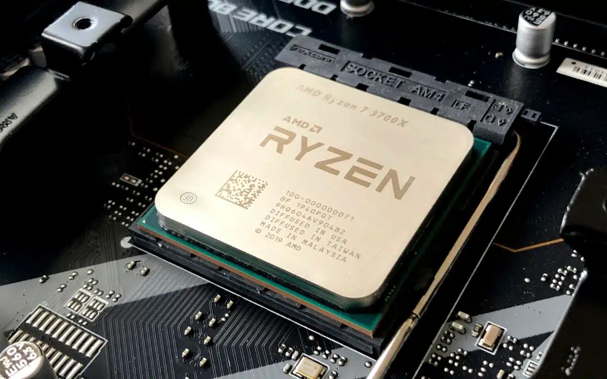 Ryzen 9 9950X3D benchmark GPU processeur test AMD